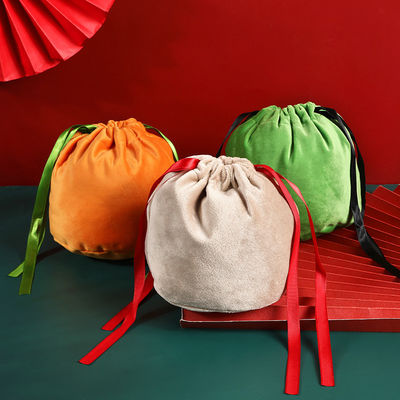 Sac cadeau en velours pour mariage et fêtes