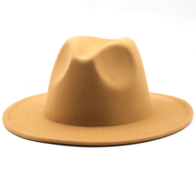 Chapeau haut de style ancien britannique pour les représentations masculines en automne et en hiver