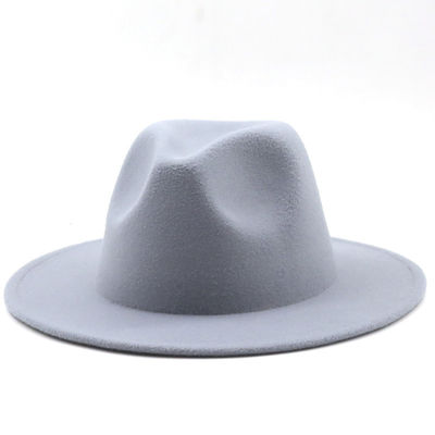 Chapeau haut de style ancien britannique pour les représentations masculines en automne et en hiver