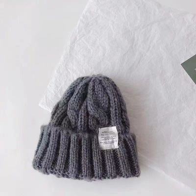 Logo personnalisé Couleur solide Chapeau tricoté japonais pour étudiants d'automne et d'hiver