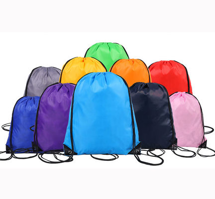 Style de la mode Sac de gym en polyester recyclé personnalisé pour le sport et le fitness