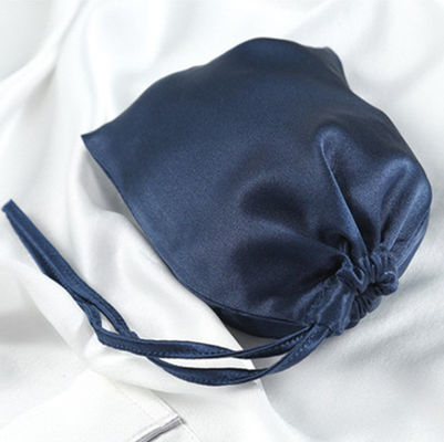 Des sacs de type affichage d'emballage de bijoux avec personnalisation de la couleur et du logo personnalisés