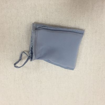 Des sacs de type affichage d'emballage de bijoux avec personnalisation de la couleur et du logo personnalisés