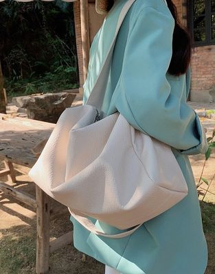 2024 Sac à main polyvalent pour femmes avec une poignée d'inclinaison Instagram
