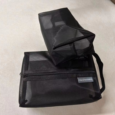 Dernier sac cosmétique en maille pour les filles femmes professionnel de stockage de voyage OEM / ODM accepté