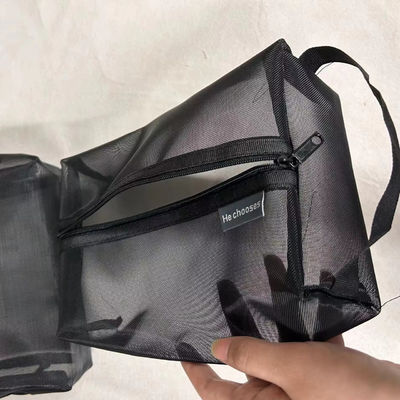 Dernier sac cosmétique en maille pour les filles femmes professionnel de stockage de voyage OEM / ODM accepté