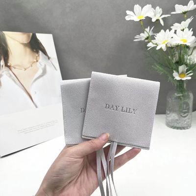 Sacoche de bijoux en suède sur mesure Emballage de luxe pour des bracelets respectueux de l'environnement