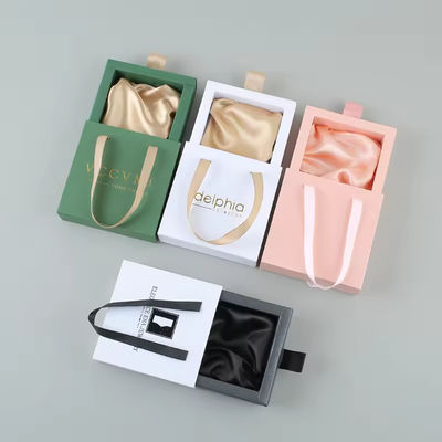 Logo personnalisé bijoux sac de velours rose sacs en papier de diapositives boîte cadeau emballage pour ongles