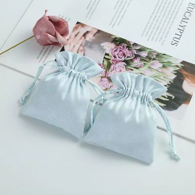Acceptable OEM/ODM Sac à cordes en velours bleu clair personnalisé pour l'organisation de bijoux