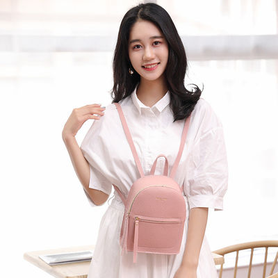 Sac d'épaule de voyage pour femmes légers avec un matériau en cuir PU durable