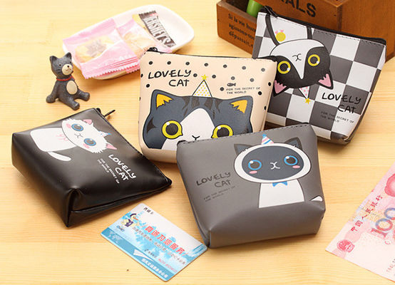 Couleur personnalisée écouteur étanche Stockage de pièces de monnaie en plastique sac à main pour clé de chat mignon