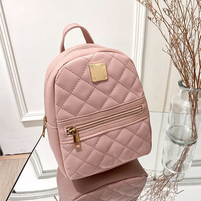 2022 Tendance de la mode Enveloppement en nylon petit sac à dos Messager de l'épaule pour femme