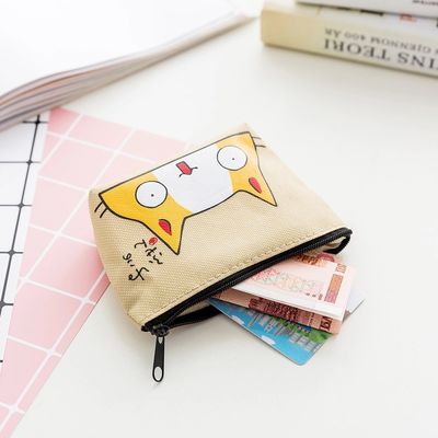 Un sac cosmétique en maquillage en coton rose coréen avec logo fermeture à glissière