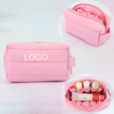 Sac de maquillage de voyage en nylon étanche avec fermeture à fermeture éclair et conception de logo
