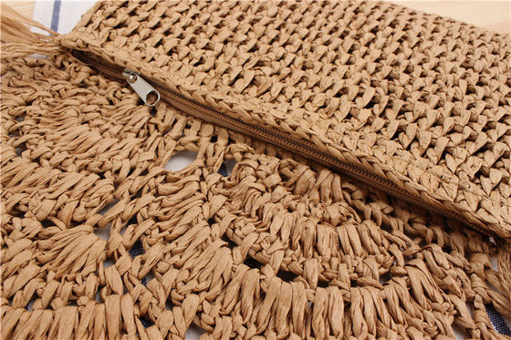 Sac de plage Tassel fait à la main Raffia Rattan Crossbody pour les femmes vacances d'été