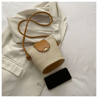 Designer de style d'été Sac à main rond en paille tissé pour femme