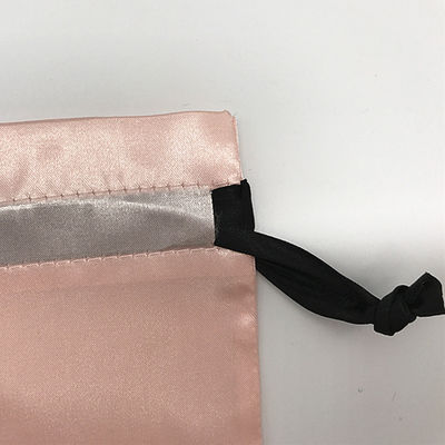 Logo personnalisé Sacs à cordes en satin doux pour l'emballage de bijoux