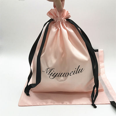 Logo personnalisé Sacs à cordes en satin doux pour l'emballage de bijoux