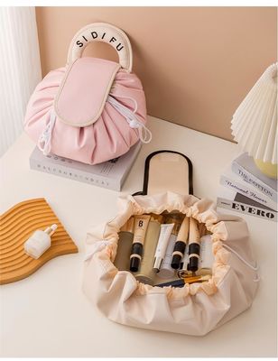 Logo personnalisé Design sac de maquillage en PVC modèle solide type de la corde à dessin toilette sac de voyage