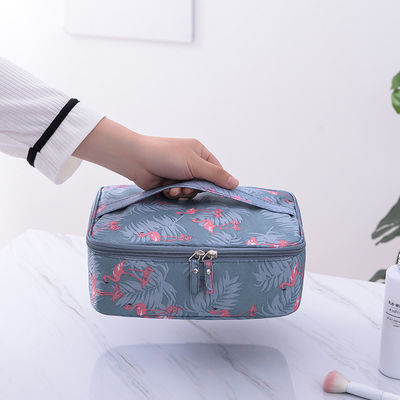 Sac cosmétique pour fille en plein air sac de maquillage toilettes pour femme organisateur avec style à la mode