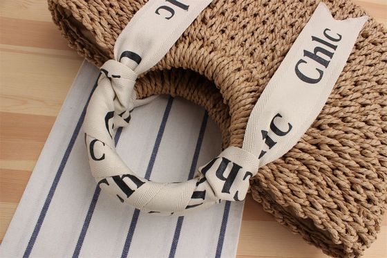 Logo personnalisé Accepté sac de voyage en écharpe de soie avec matériau tissé de paille portable