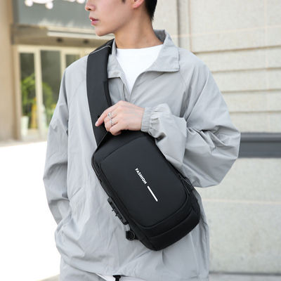Acceptable OEM/ODM PU Sac en cuir vintage pour homme pour téléphone portable