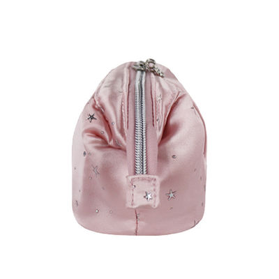 Fermeture à la fermeture à glissière 2024 Sac de maquillage L'organisateur de beauté parfait pour les femmes