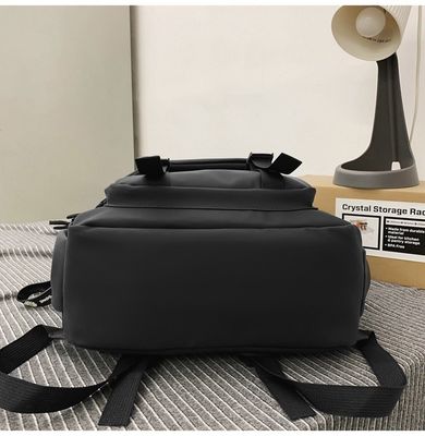 Coloris personnalisés 75L Sac à dos USB sac à l'école sac à dos pour hommes anti-vol