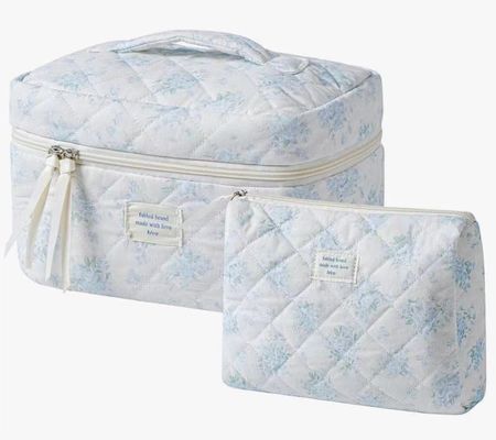 Un sac de maquillage bleu léger Le dernier style à la mode pour les besoins de voyage des femmes