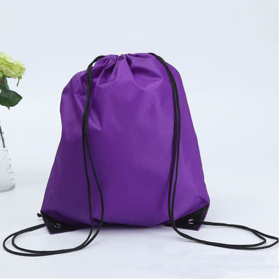 Matériau en nylon sac à dos à cordes coloré avec logo imprimé pour la vie quotidienne