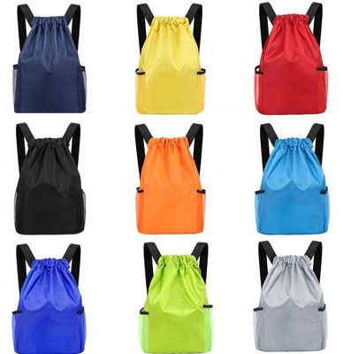 Sac à dos à la corde à tirer imperméable à la couleur pour les aventures et les sports en plein air