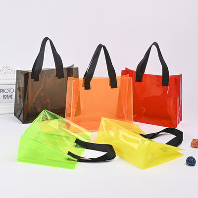 Acceptable sur mesure à faible MOQ Sac de magasinage de luxe Sac de magasinage en plastique à emporter Fabricants d'emballages Ajouter logo