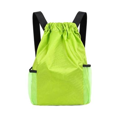 Sac à dos à la corde à tirer imperméable à la couleur pour les aventures et les sports en plein air