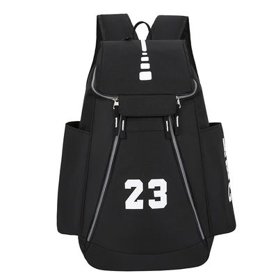 Un sac à dos pour étudiants de style minimaliste