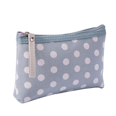 Sacs cosmétiques pour organiser les articles essentiels