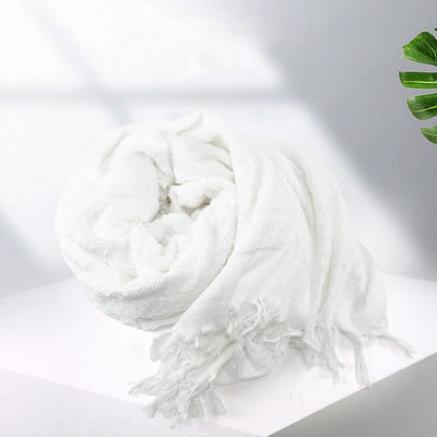 Polyester musulman de couleur blanche serviette Ihram pour hommes pour le Hajj/Ehram et autres Type de motif