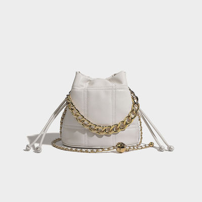 2024 Design mode cuir corps croisé une épaule petit sac sac de seau sac pour femmes