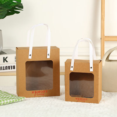 Sacs en papier à main kraft imprimés sur mesure pour l'emballage au détail Vêtements Chaussures Cadeaux en fourrure