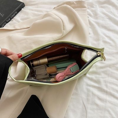 Sacs cosmétiques de voyage en tissu de polyester pour vos besoins de puffée puffer