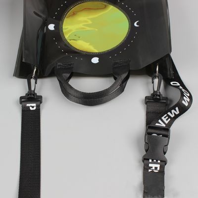 Sac à dos en PVC de couleur personnalisé pour les besoins d'achat à la mode et clairs