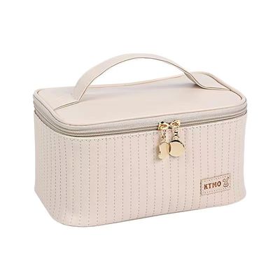 Sacoche cosmétique de voyage quotidienne sac de maquillage en cuir personnalisé pour les articles de toilette et les cosmétiques