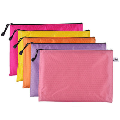 Sac à dossiers en polyester à motifs de football coloré imperméable à l'eau Sac de rangement en papier avec sac