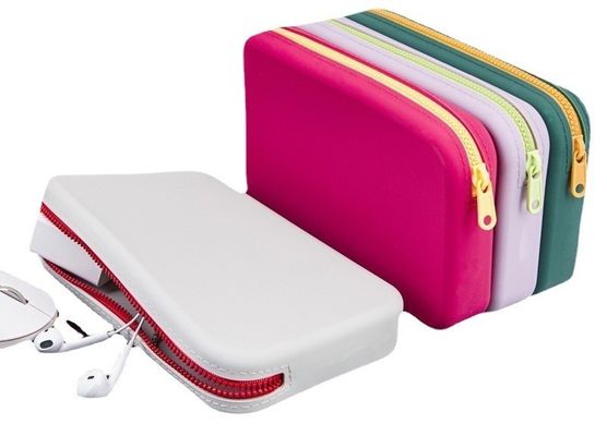Sac de stockage de production numérique avec logo sac cosmétique imperméable à l'eau pinceau de maquillage en silicone