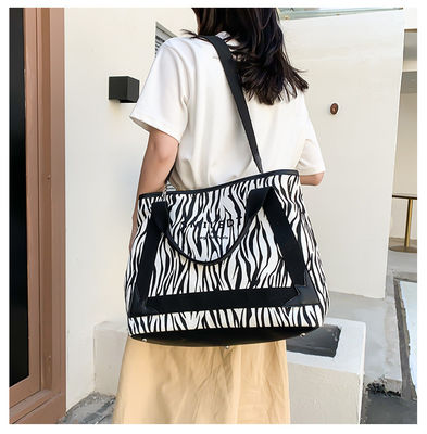 Logo personnalisé Voyage Polyester Femmes épaule toile Sac de plage pour le shopping et les loisirs