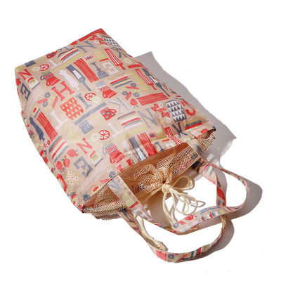 Logo personnalisé Accepté Polyester Patchwork Mesh Drainstring Bags pour les besoins cosmétiques du maquillage