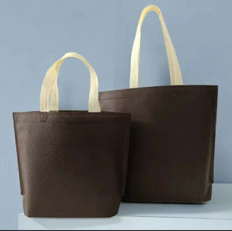 Sacs à main de produits alimentaires non tissés de couleur personnalisée pour sac cadeau Sacs à main de magasinage en tissu non tissé