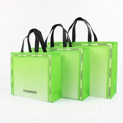Sacs non tissés de couleur personnalisés pour les achats environnementaux