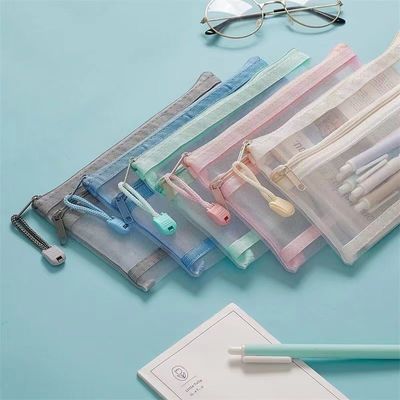 La vie quotidienne de l'école Sacs en maille personnalisés Sacs de maquillage Organisation de voyages cosmétiques Sacs de rangement