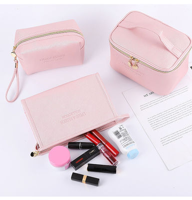 Sac cosmétique en velours à motifs de lettres Ensemble de 3 pour les femmes Voyage beauté fermeture à glissière organisateur