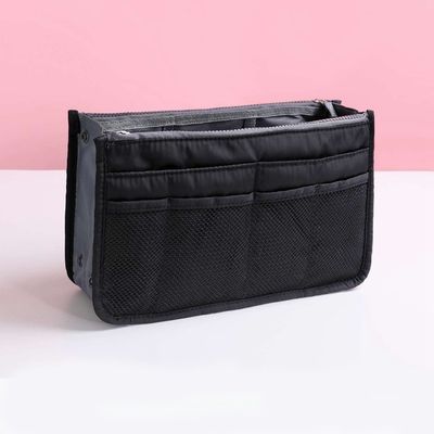 Sac de maquillage en feutre sur mesure avec poignées dures Le complément parfait à votre collection